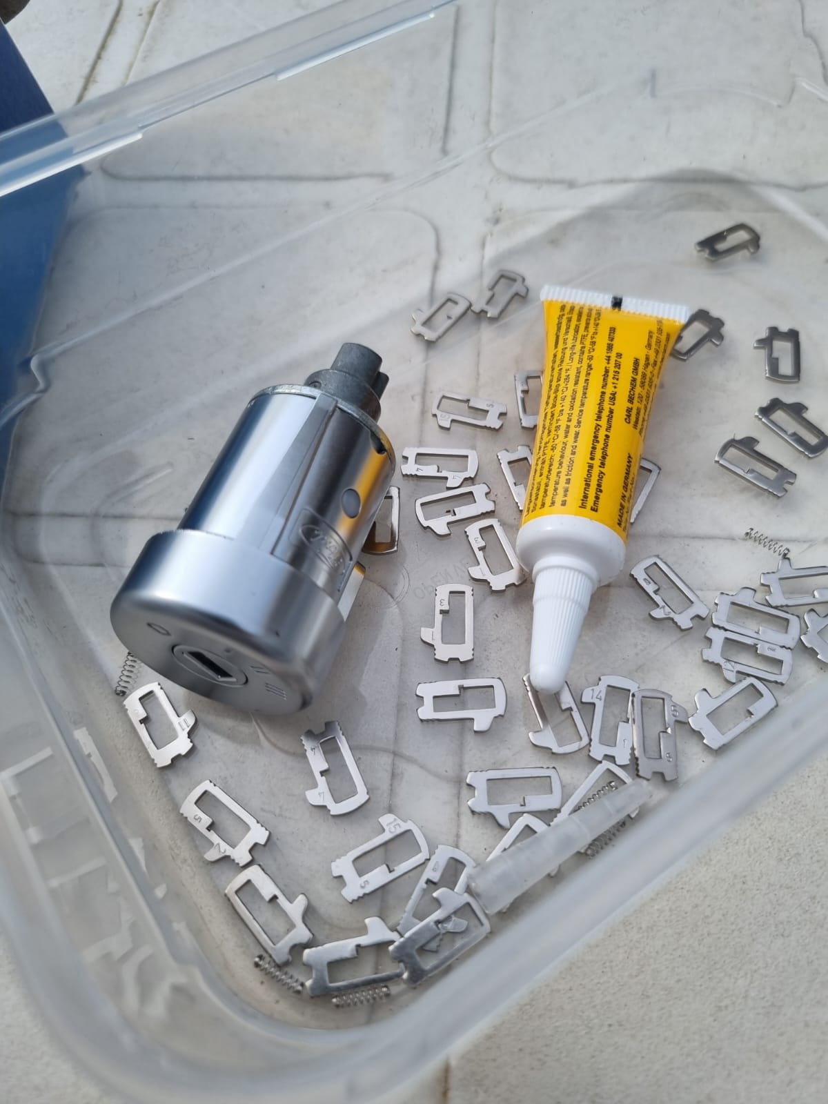 Replacement Lock Auto Locmsith