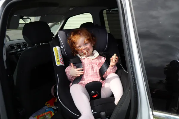Babies Locked in Car, Car Opening Emergency